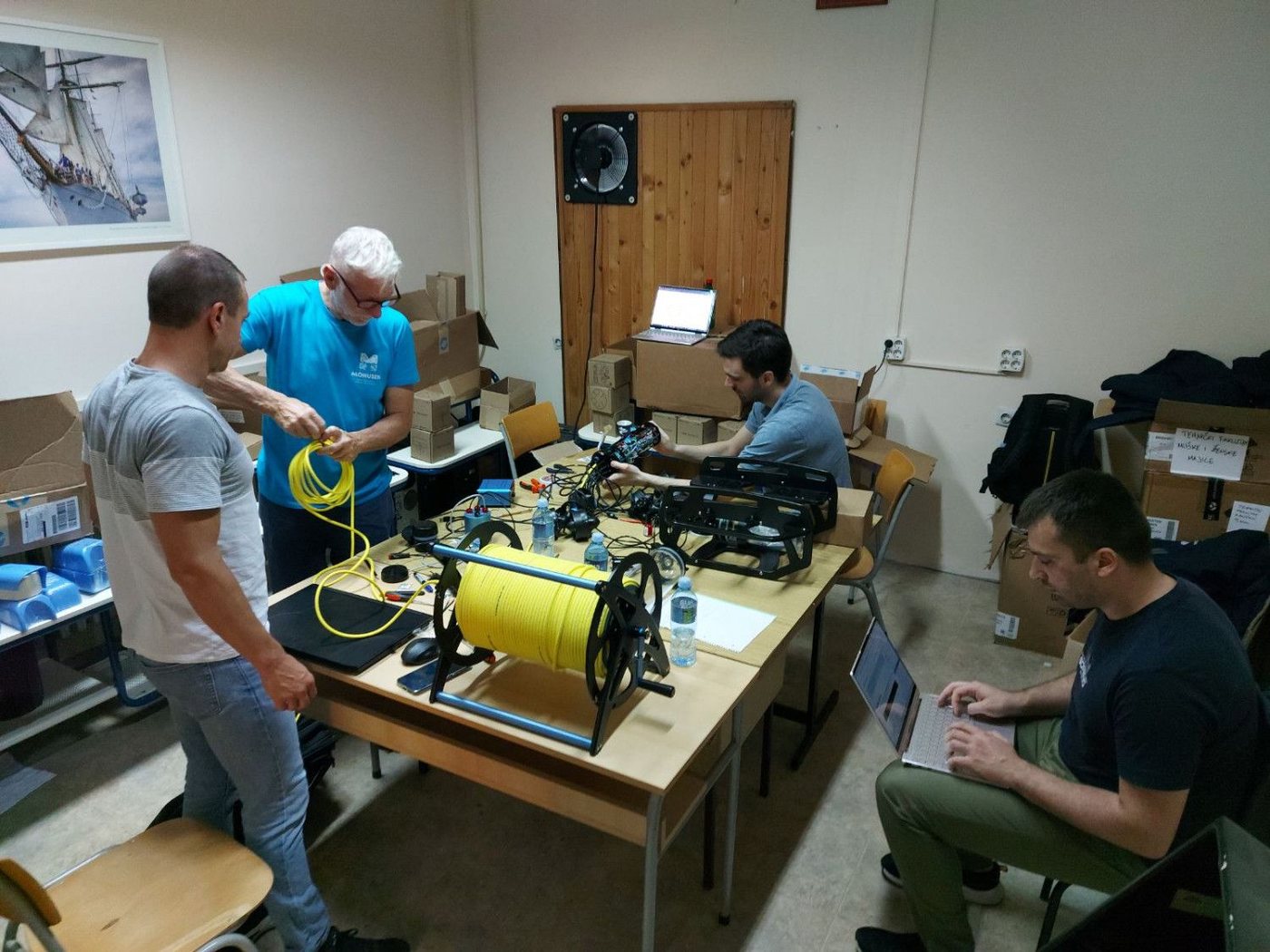 Assembling remotely operated vehicles and their tether reels